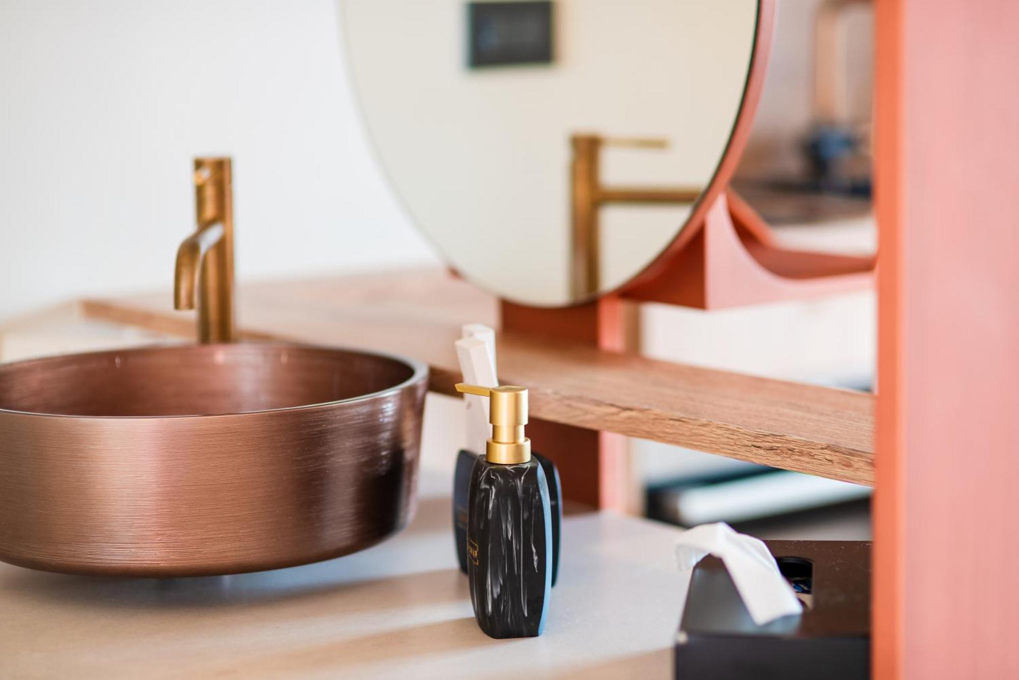 Oniros Residences ソウダ エクステリア 写真