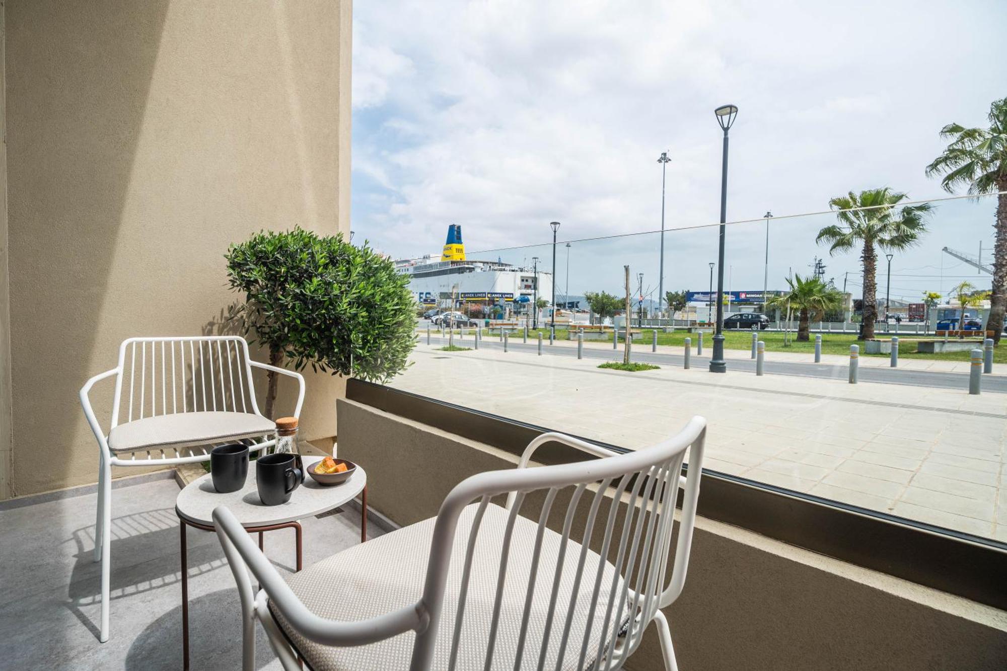 Oniros Residences ソウダ エクステリア 写真