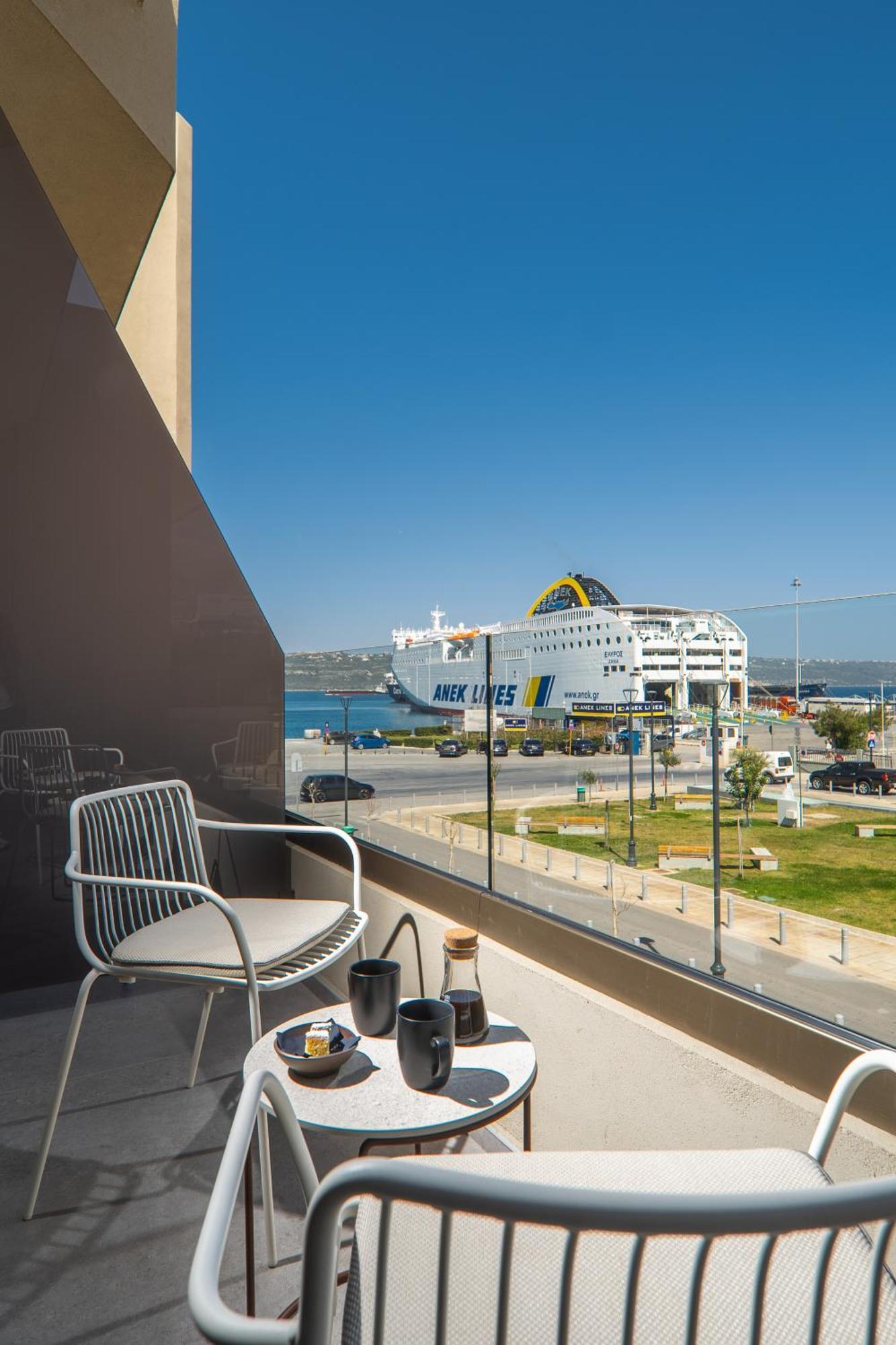 Oniros Residences ソウダ エクステリア 写真