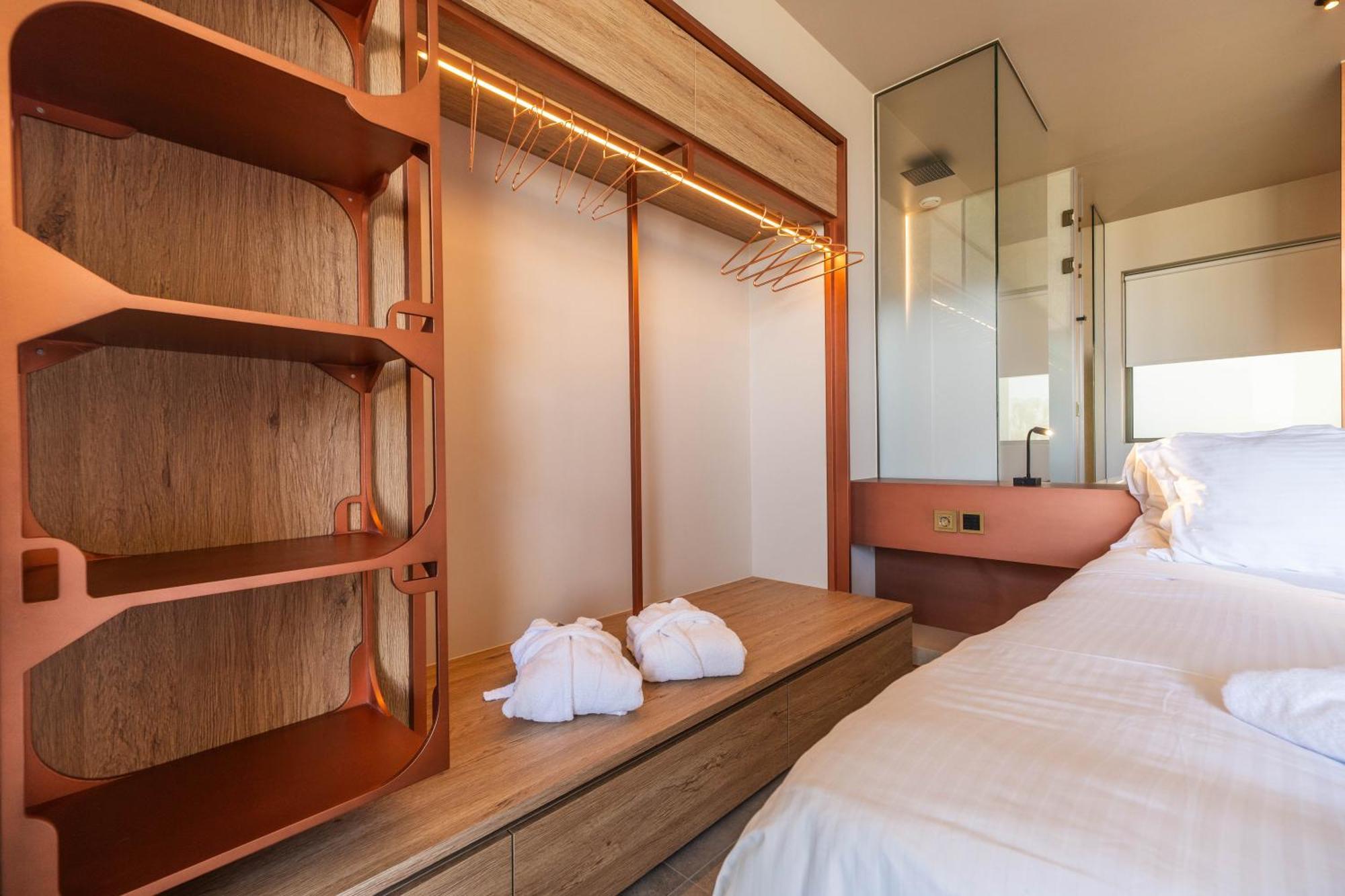 Oniros Residences ソウダ エクステリア 写真