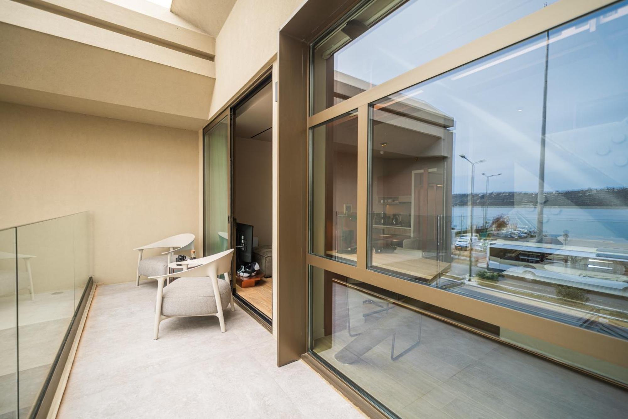 Oniros Residences ソウダ エクステリア 写真