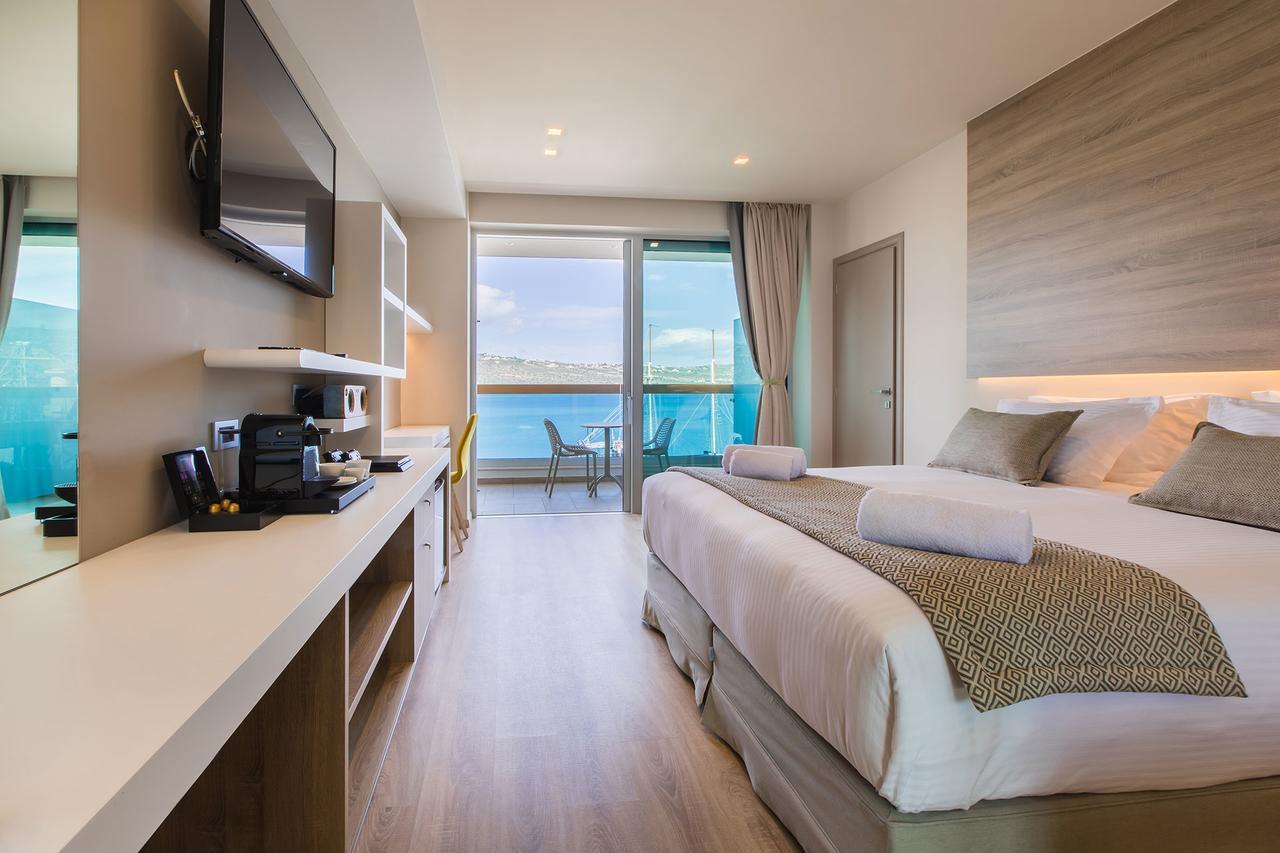 Oniros Residences ソウダ エクステリア 写真